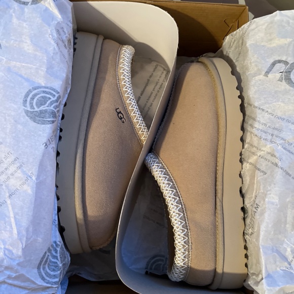 Mustard seed Tasman ugg slipper - Picture 3 of 4